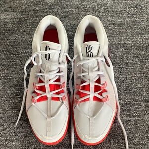 Nike Athletic Shoes White and Red
